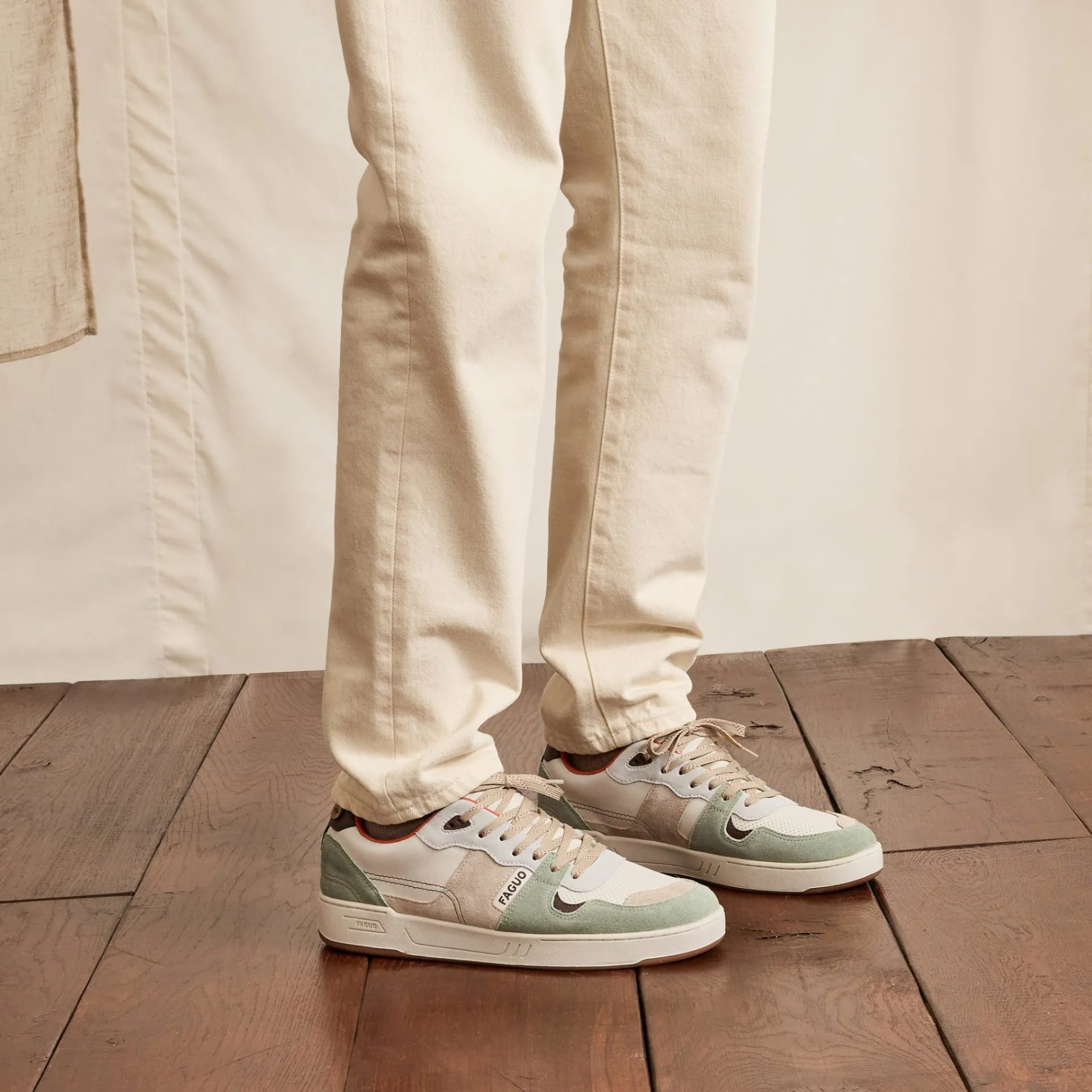 Outlet FAGUO Baskets basses beiges & kaki clair